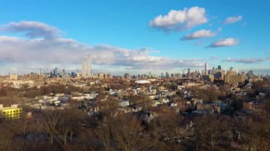 Güneşli bir günde Manhattan, New York şehri. Hava Görünümü