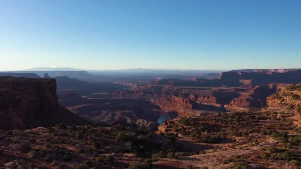 Dead Horse Point State Park vid soluppgången. Utah, USA. Flygvy. — Stockvideo