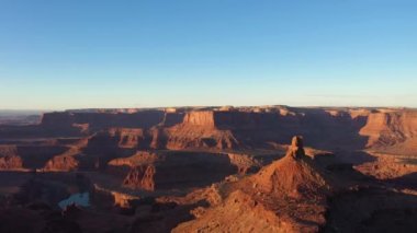 Sunrise 'daki Ölü At Noktası Eyalet Parkı. Utah, ABD. Hava Görünümü.