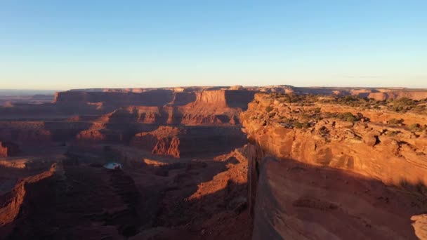 Dead Horse Point State Park vid soluppgången. Utah, USA. Flygvy. — Stockvideo