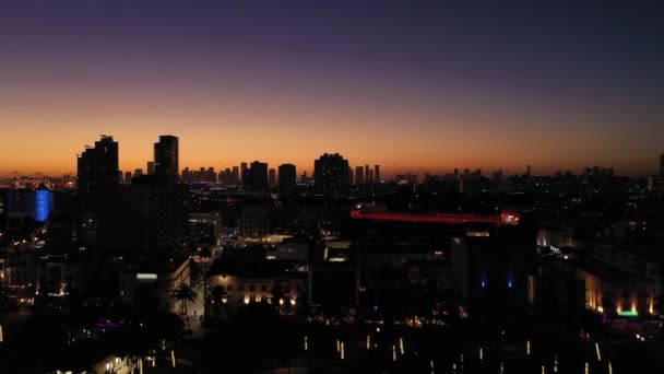 Miami Skyline bei Sonnenuntergang. Luftaufnahme, USA — Stockvideo