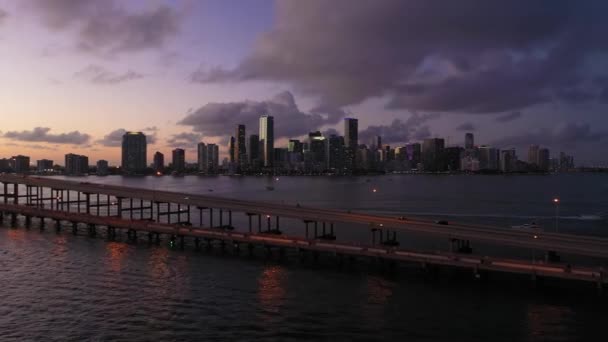 Miami ved Aften Twilight. Luftudsyn. Florida, USA – Stock-video
