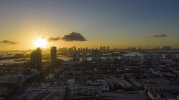 Miami en Sunset. Vista aérea, Estados Unidos — Vídeos de Stock