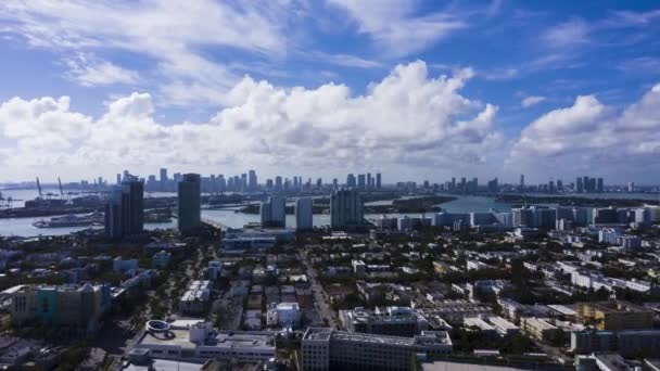 Miami w słoneczny dzień. Widok z powietrza, USA — Wideo stockowe