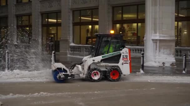 CHICAGO, EE.UU. - 28 DE ENERO DE 2021: Paseo lateral de nieve en un día de invierno — Vídeos de Stock