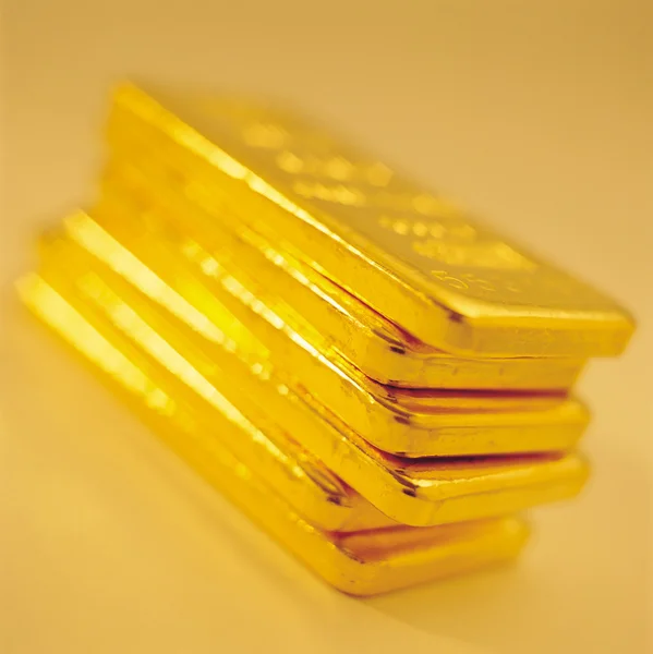 Seis barras de oro Fotos de stock