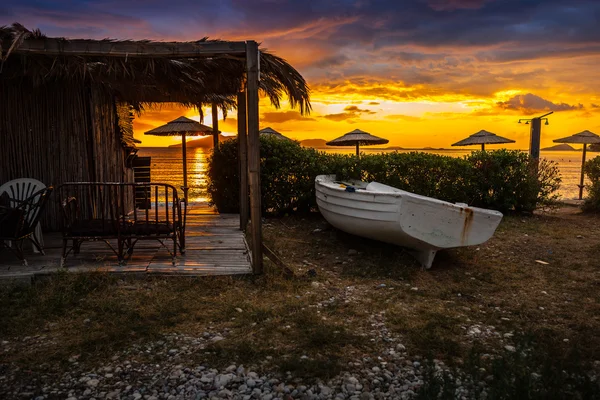 Sunset on holiday resort — Stock Photo, Image