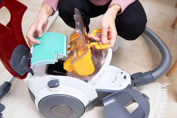 Woman Takes Out Container Dust Vacuum Cleaner Household Appliances Service — Stock Photo, Image