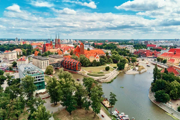 Breslauer Stadtpanorama. Altstadt in Breslau, Luftaufnahme — Stockfoto