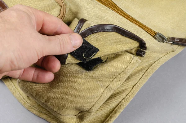 Close Man Hand Opening Pocket Shoulder Bag Hook Loop Fastener — 스톡 사진