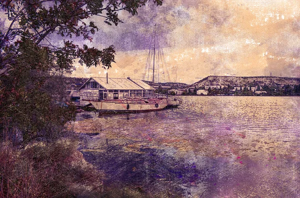 Небольшой Пирс Яхтами Лодками Горном Озере Спокойная Вода Утреннего Водоема — стоковое фото