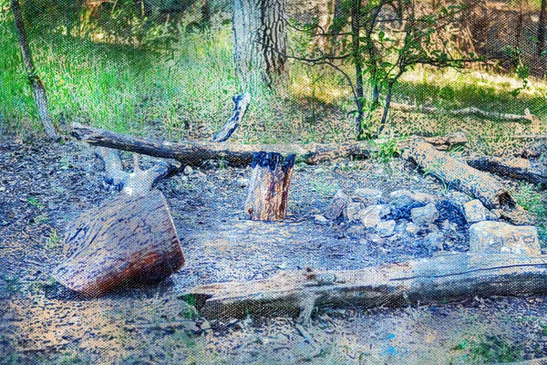 Uma área para uma fogueira na floresta. troncos grossos em torno de uma lareira de pedra. Caminhadas. Estilo de vida ativo. Pintura aquarela digital — Fotografia de Stock