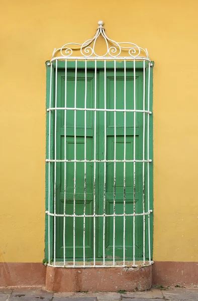 Gyarmati építészet, Kuba, Trinidad windows — Stock Fotó
