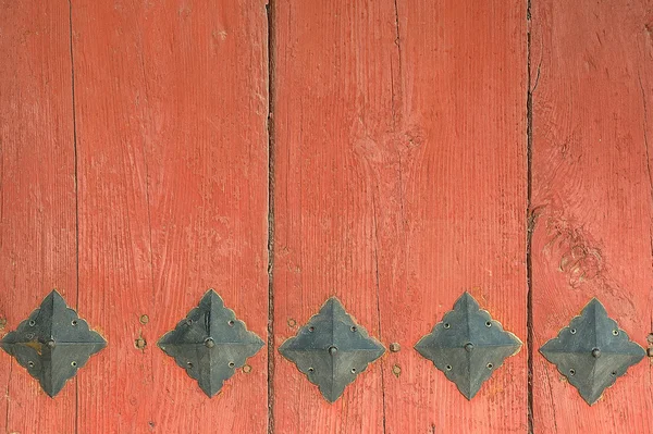 Puerta roja de madera —  Fotos de Stock