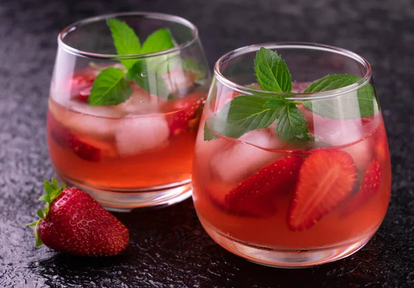 Two Glasses Strawberry Mojito Black Background —  Fotos de Stock