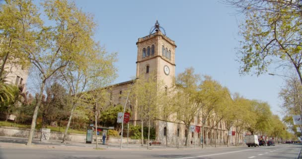 University of Barcelona, view from the square. — 비디오