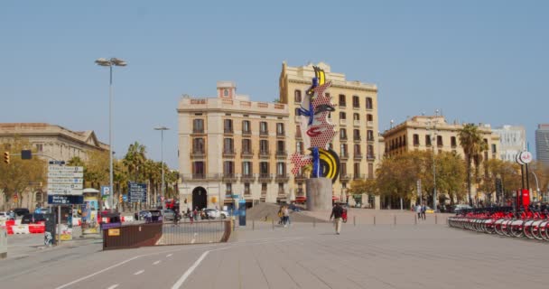 コロンバス通過。バルセロナのパセオ・デ・コロン. — ストック動画
