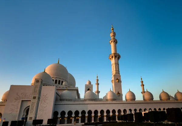 Abu dhabi sheikh zayed moskee — Stockfoto