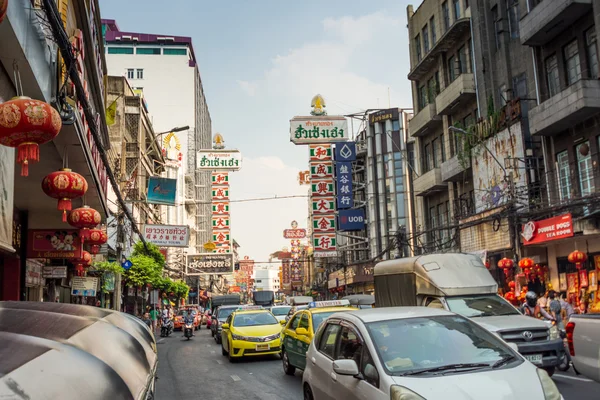 Bangkok - 4. ledna: China Town v Yaowarat Road. O Thajsku — Stock fotografie