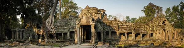 Tajemný chrám Preah Khan v Angkoru, Siem Reap, Kambodža. — Stock fotografie