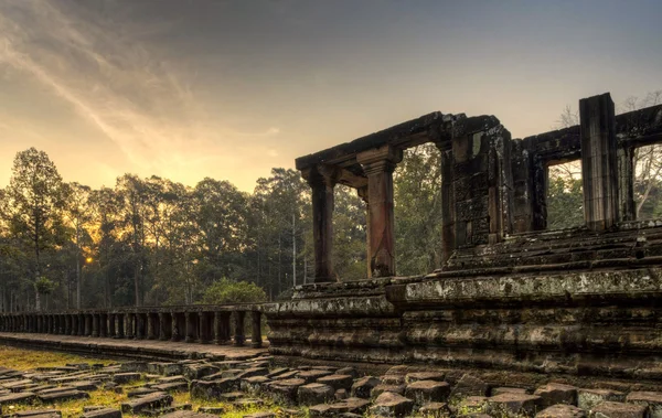 Templo Baphuon Angkor Wat, Siem Reap, Camboya — Foto de Stock