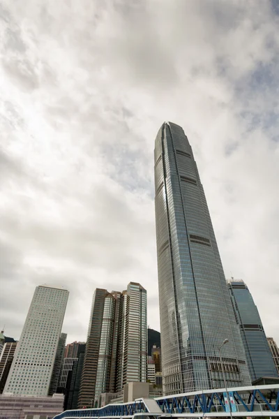 Moderne wolkenkrabber Ifc 2 gebouw landschap in Hong Kong — Stockfoto