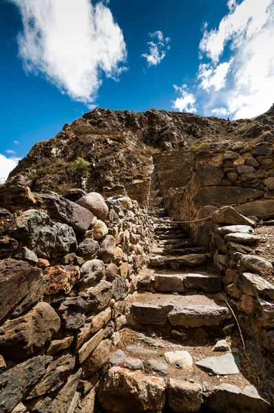 Teraszok és Pisac Urubamba-völgy közelében Cusco (Peru) — Stock Fotó