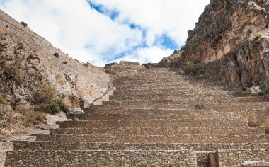 Pisac Urubamba Vadisi (Peru Cuzco teraslarında)
