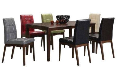 Yemek masası ve beyaz arka planda izole sandalyeler. Lüks ve modern yemek masaları farklı tarz ve boyutlarda. Taş masa üstü, sertleştirilmiş cam, ahşap masa üstü ve rahat yemek sandalyeleri..