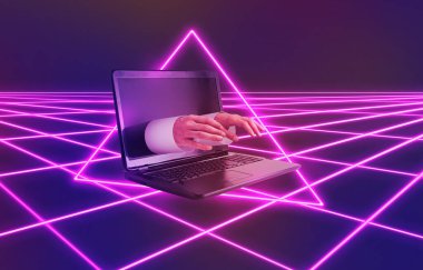 Laptop ve erkek elleri pembe neon üçgende. Geçmişe dönük, sosyal uzaklık kavramı. Uzaktan çalışma, e-ticaret, sanal işlemler, çevrimiçi eğitim veya sosyal ağ fikri. Buhar dalgası estetiği.