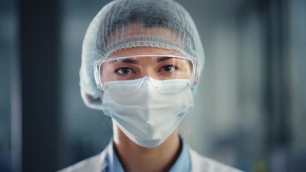 Close Up Portrait Female Doctor in Face Mask — Stock Video