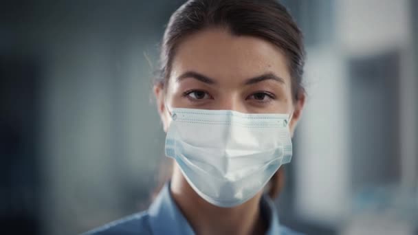 Close Up Portrait Female Doctor in Face Mask — Stock Video