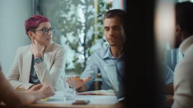 Modern Ofis Takım Toplantısı