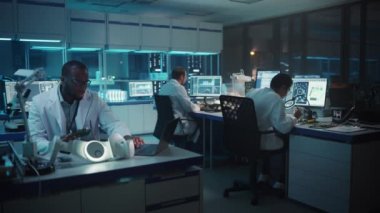 Elektronik Geliştirme Fabrikası Bilimadamları
