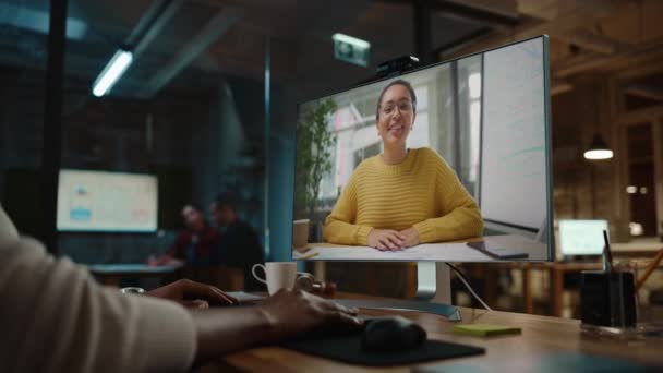 Project Manager Does Video Call on Computer in Creative Office — 비디오