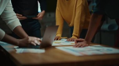 Yoğun Ofis Toplantısını Kapat