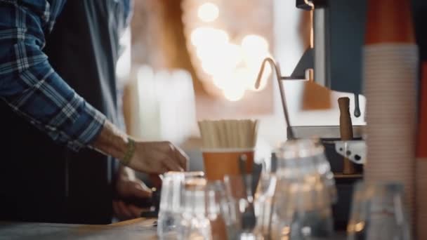 Barista Makes Coffee in Cafe — Stock Video