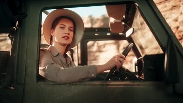 Female Traveler in Car Portrait — Stock videók