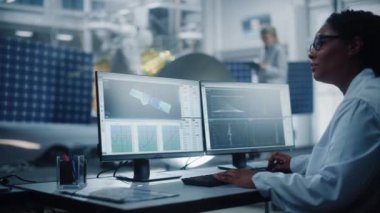 Mühendisler Uyduyu Geliştiriyor