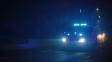 Gece Sinyalli Ambulans Aracı