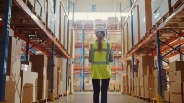 Depo Kadın İşçisi Yürüyor