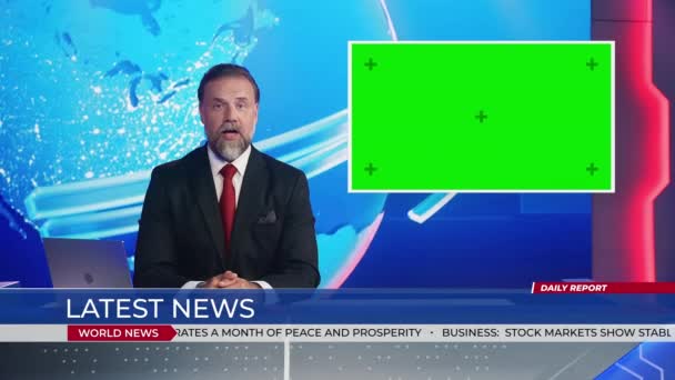 News Studio Anchor Talking Green Screen Placeholder — Stock Video