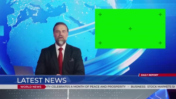 News Studio Anchor Parlare Verde Screen Placeholder — Video Stock