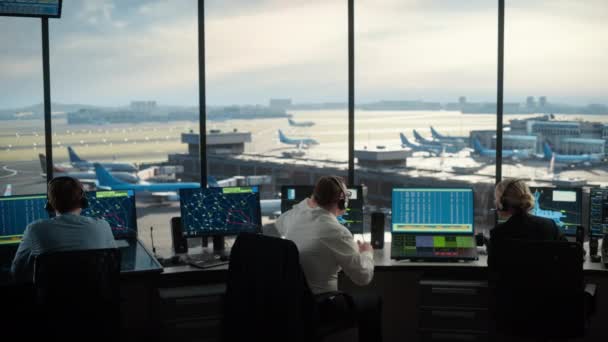 Air Traffic Control Team Works in Airport Tower — Stock Video