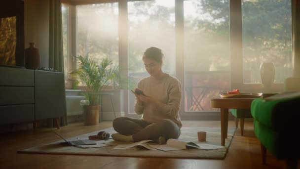 Woman Using Smartphone at Home — Stock Video