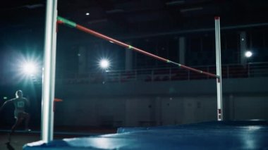 Kadın Yüksek Atlama Çubuğu