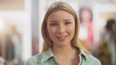 Genç Kadın Portresi