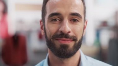 Portre Müşteri Satış Asistanı