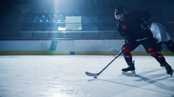 Ishockey lag spela sköt ett mål — Stockvideo