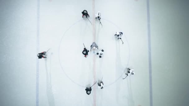 Inizio Faceoff Hockey su ghiaccio dall'alto verso il basso — Video Stock